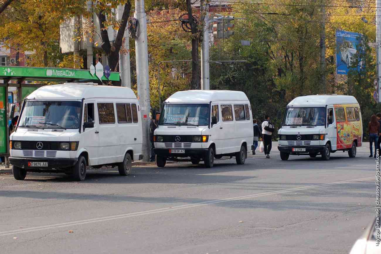 Маршрутное такси новые. Маршрутки. Микроавтобус Киргизия. Маршрутки Бишкека. Маршрутные такси в Бишкеке.